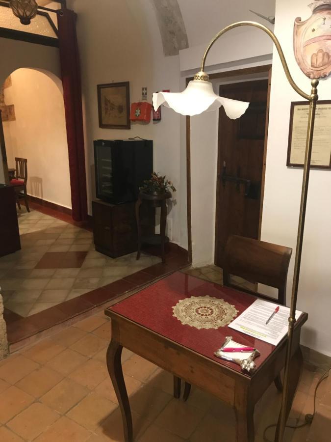 Le Prigioni Del Palazzo B&B Sora Eksteriør bilde