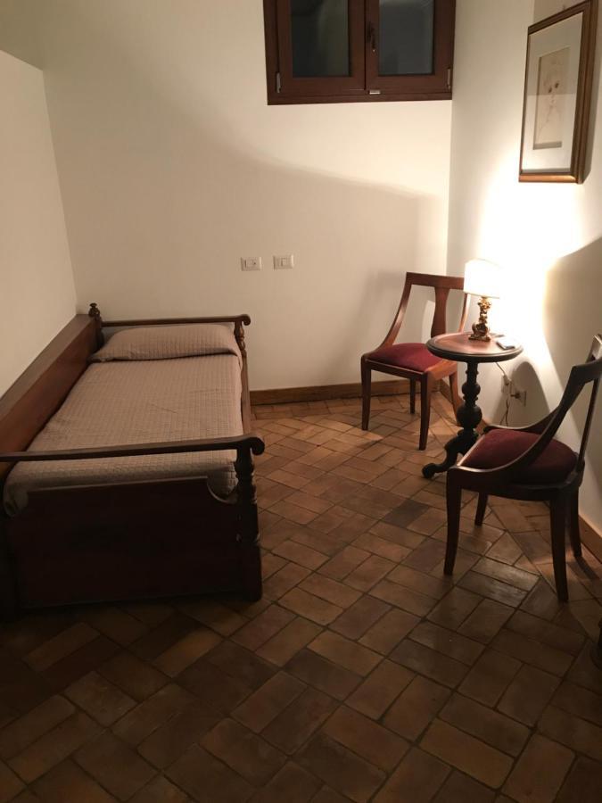Le Prigioni Del Palazzo B&B Sora Rom bilde