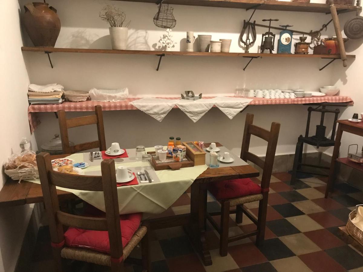 Le Prigioni Del Palazzo B&B Sora Eksteriør bilde