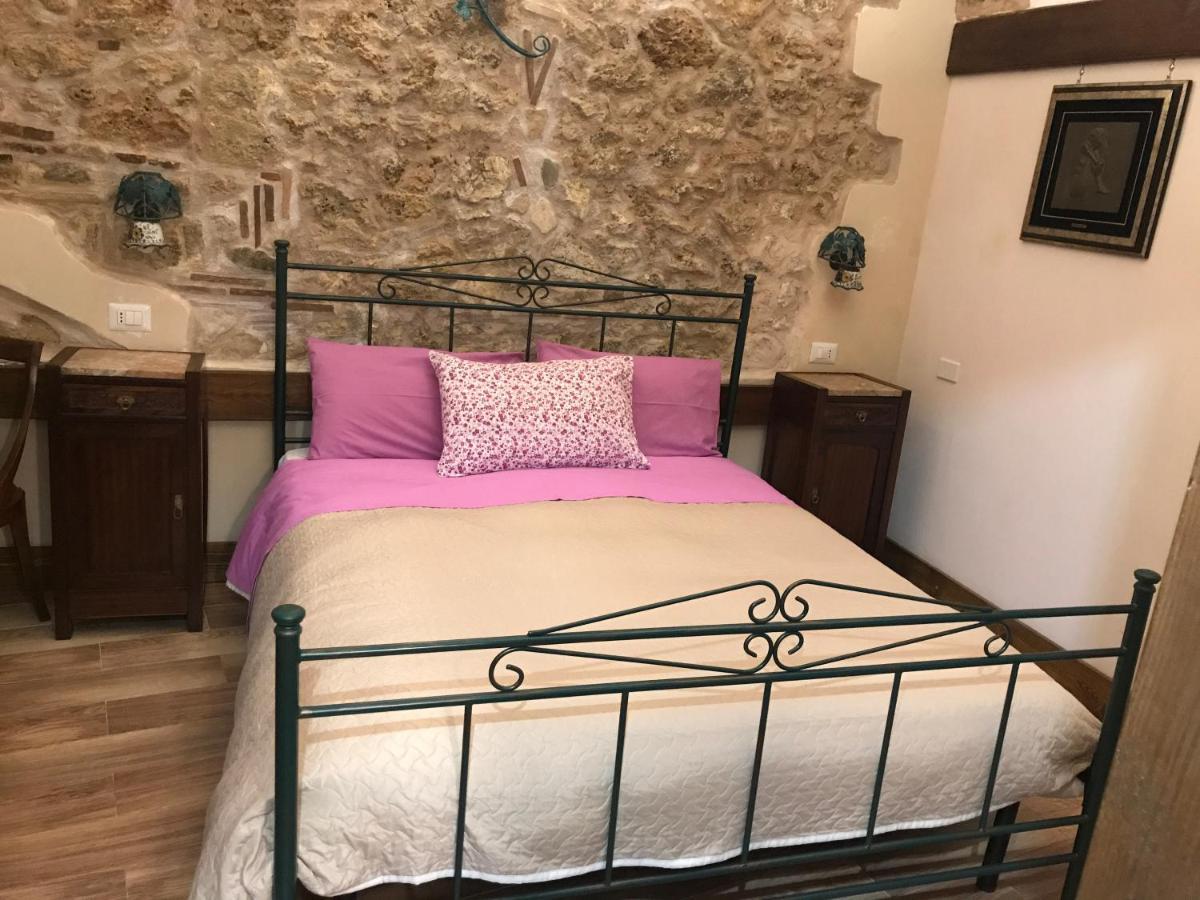 Le Prigioni Del Palazzo B&B Sora Eksteriør bilde