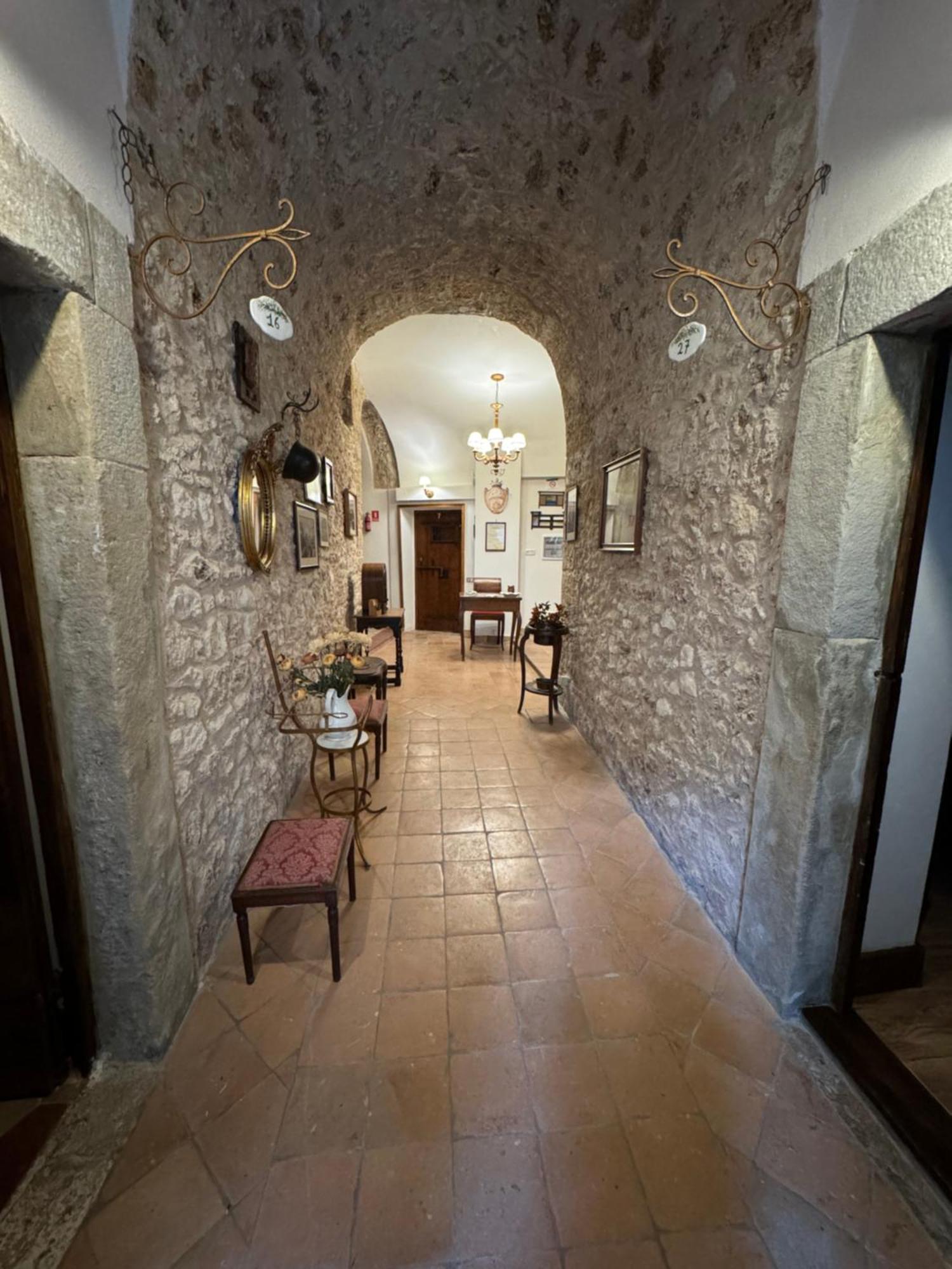 Le Prigioni Del Palazzo B&B Sora Eksteriør bilde