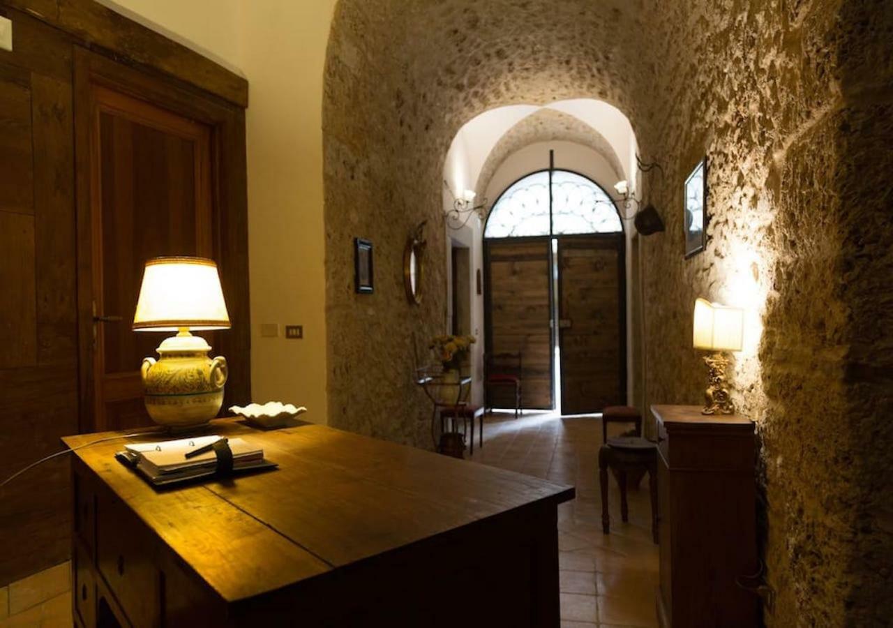 Le Prigioni Del Palazzo B&B Sora Eksteriør bilde