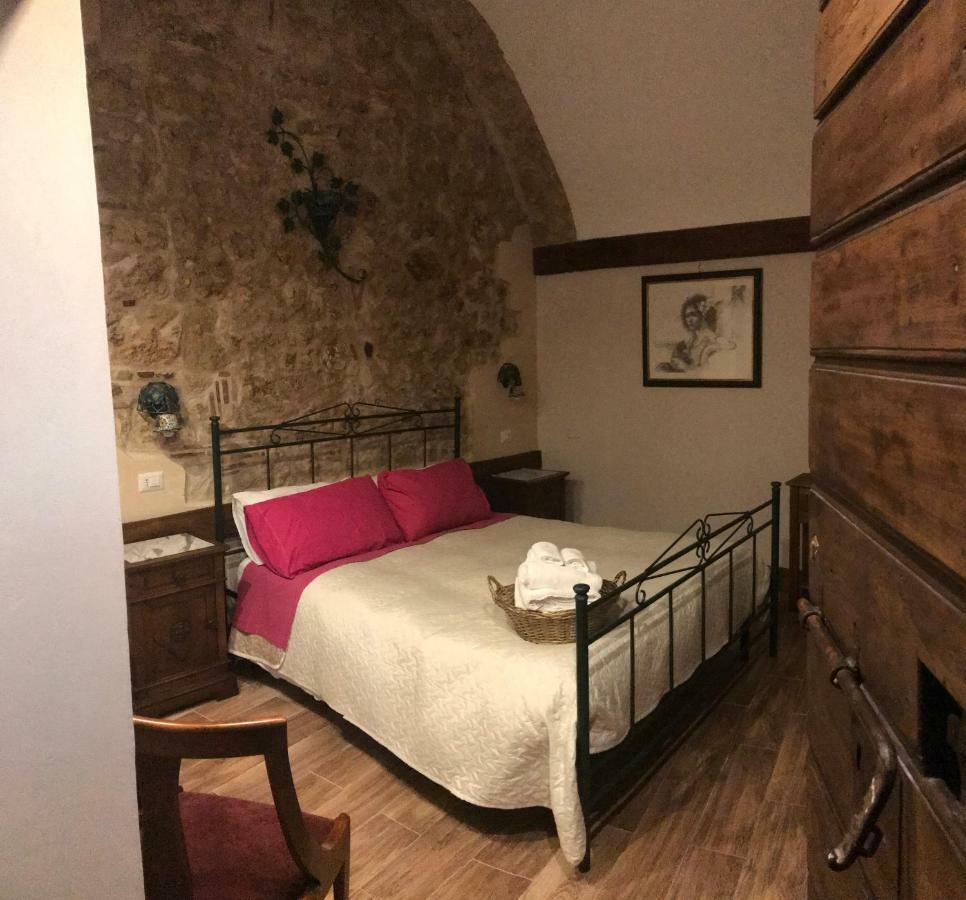 Le Prigioni Del Palazzo B&B Sora Eksteriør bilde