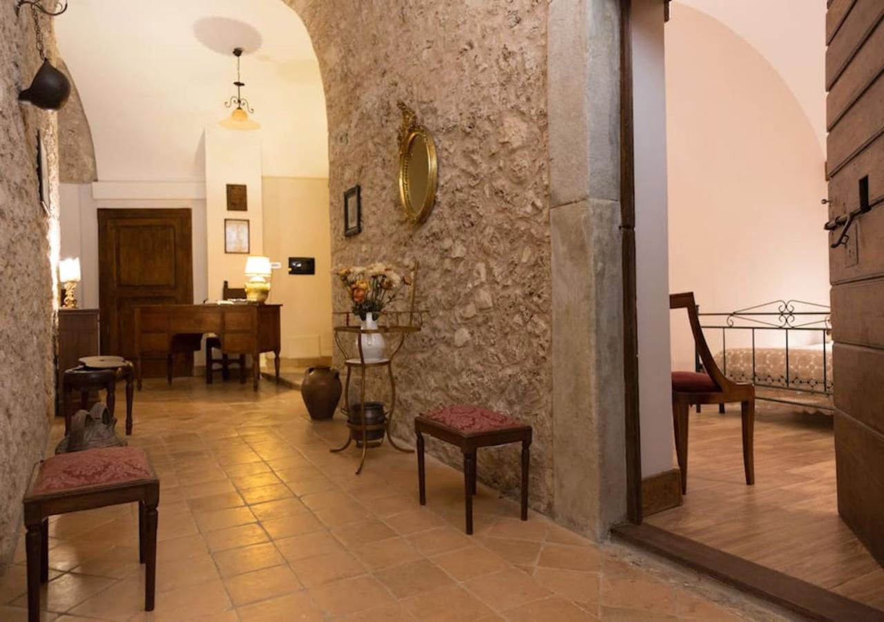 Le Prigioni Del Palazzo B&B Sora Eksteriør bilde